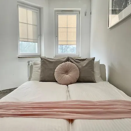 Nowoczesny Z Widokiem Na Rzeke I Jezioro Apartamento *