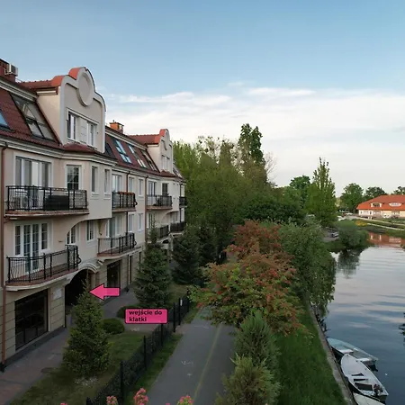 Nowoczesny Z Widokiem Na Rzeke I Jezioro Apartamento *